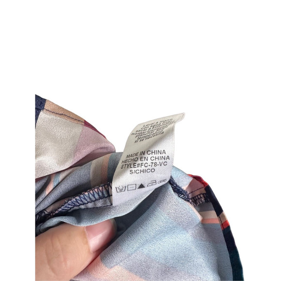 Fate by LFD Striped Peek a Boo Neck Tie Front Blouse Sz Small Women's - Picture 7 of 8